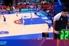 谈球吧体育app下载王睿泽勾倒孙铭徽被吹普通犯规 王博挑战想升级成违体但失败